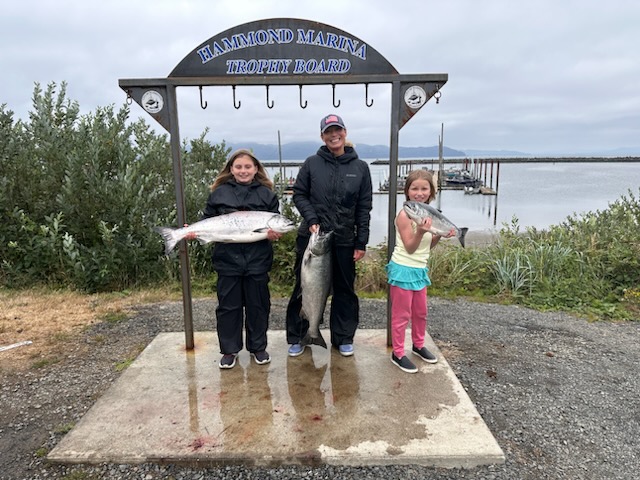 Columbia river Chinook fishing